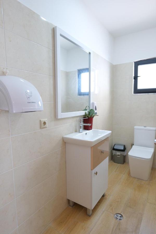 Eden Hotel Sarande Ngoại thất bức ảnh