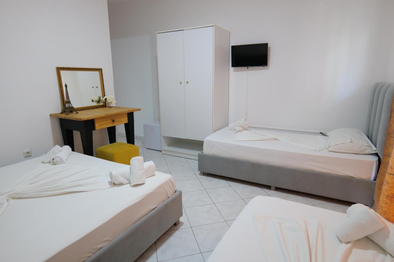 Eden Hotel Sarande Ngoại thất bức ảnh