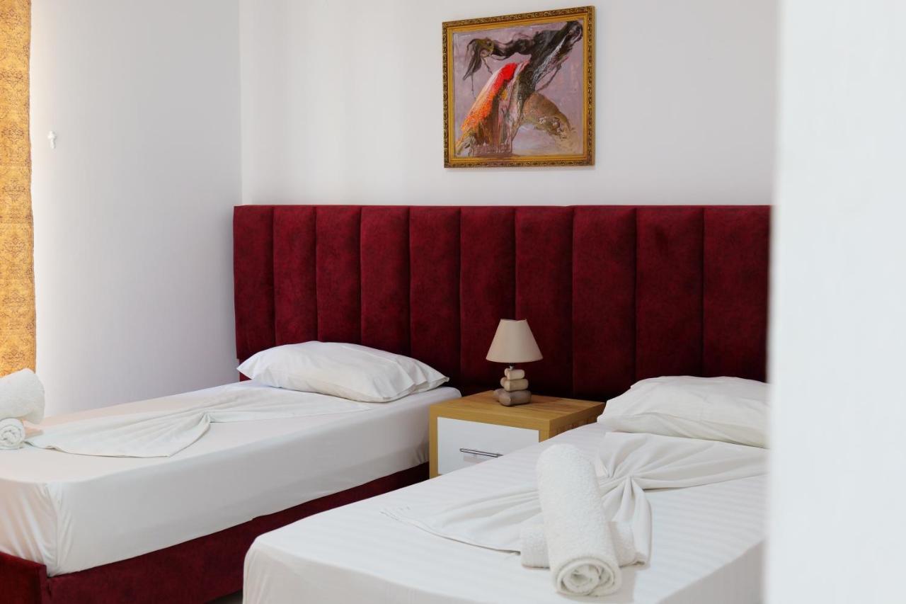 Eden Hotel Sarande Ngoại thất bức ảnh